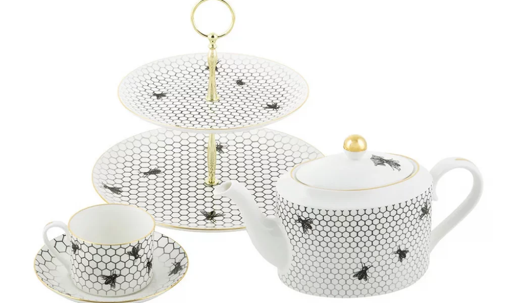 buzzing-bee-tea-set-413044