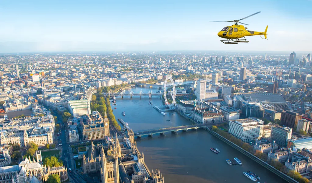 central-london-helicopter-flight-08120729.jpg