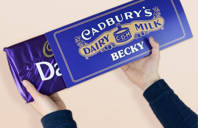 personalised-cadbury-1915-retro-dairy-milk-bar---850g-_b